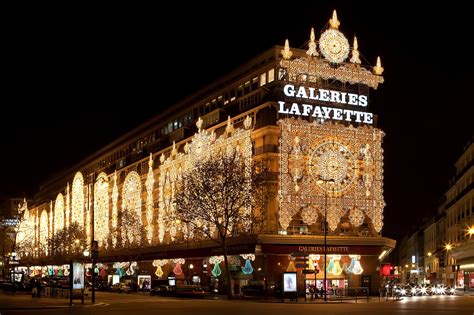 Galeries Lafayette In Paris Sprawling Department Store Offering