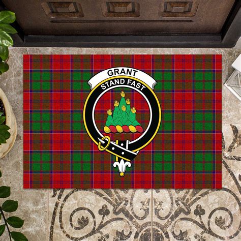 Grant Tartan Door Mat with Family Crest