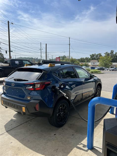 finally got the new crosstrek wilderness! : r/subaru