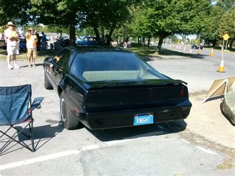 Pontiac Firebird Trans Am Knight Rider Replica Kitt Karr