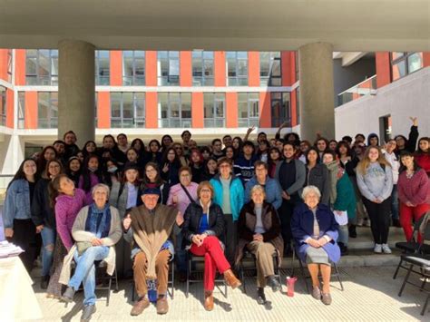 Escuela De Pedagog A En Lenguaje Y Comunicaci N Realiz Interescolar De