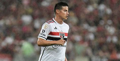 James Rodriguez anima a torcida do São Paulo nova postagem nas