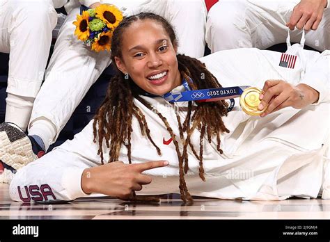 Brittney griner medal hi-res stock photography and images - Alamy