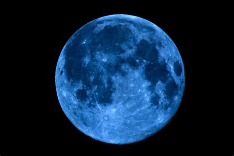 Blue Moon Will Be Visible From Singapore Skies This Halloween Night