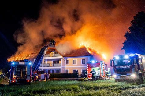 Höchste Alarmstufe Bauernhof in Stroheim in Flammen Update 26 Juli