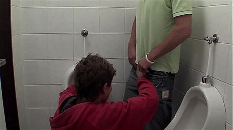 لواط حمام عام الصفحة 2 من 3 عرب جاي فيديو Arab Gay Videos