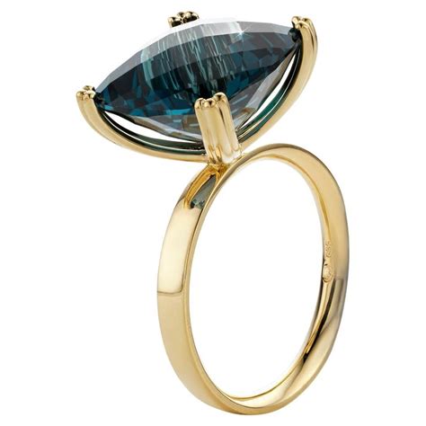 Cober London Blue With A Beautiful Cushion Cut Topaz Yellow Gold Ring