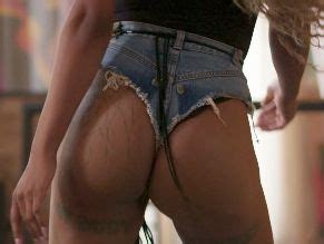 KIARA FELIPPE Nude AZNude