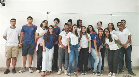 Estudantes conquistam medalhas de ouro e prata em competição