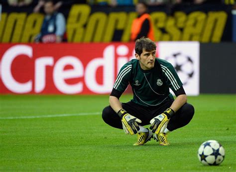 football is my aesthetic | Football photos, Football pictures, Football