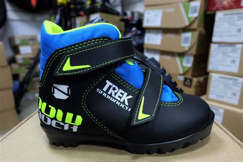 Ботинки лыжные TREK Snowrock NNN, черный/лайм - Магазин Горка