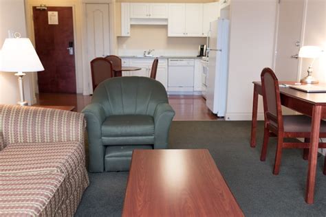 One Bedroom Suite - Inuvik Hotels