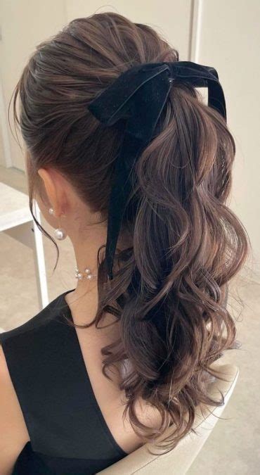 On Trend Bow Hairstyles For A Chic And Playful Look Soft Waves