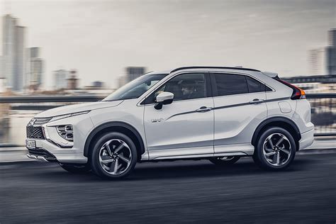 Mitsubishi Eclipse Cross Blue Sky 2,4 MIVEC (188 KM) S-AWC CVT 2021 ...
