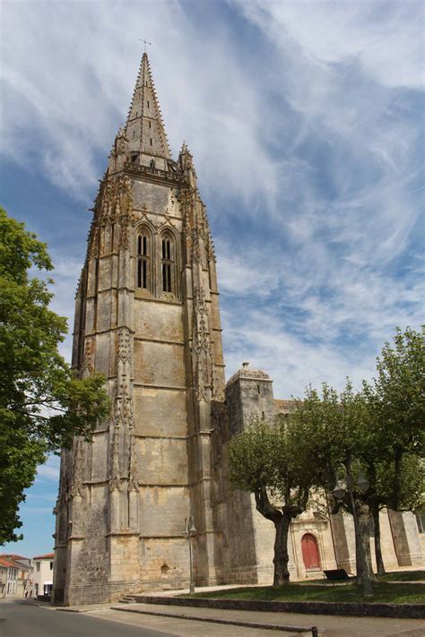 Marennes église Saint Pierre de Sales