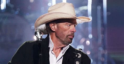 Country Singer Toby Keith Dies At Age 62 Times News 977