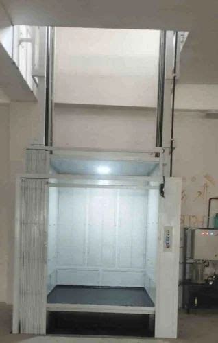 Hydraulic Goods Lift Operating Height 40 50 Feet Capacity 2 Ton At