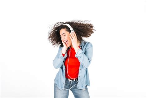 Brunette Der Musik H Rt Und Kopf Sch Ttelt Kostenlose Foto