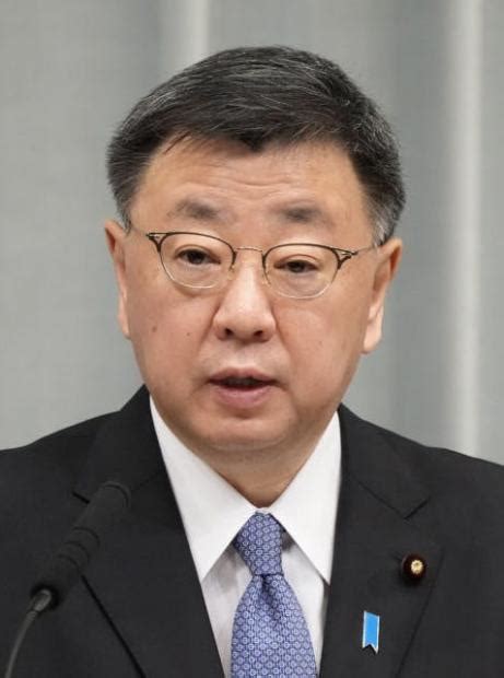 松野前官房長官に聴取要請 特捜部、不記載の認識確認へ ライブドアニュース