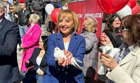 С гълъби в небето над Пловдив „Левицата“ закри кампанията си ᐉ Новини ...