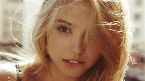 1920x1080 Alexis Ren Women Blonde Biting Lip Looking At Viewer Hair In