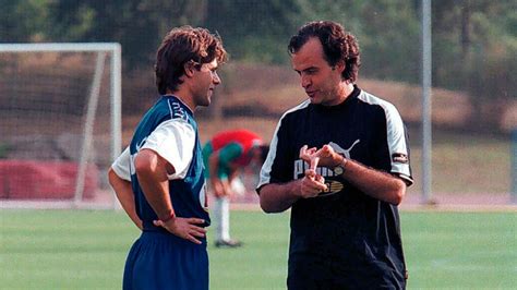 Los Primeros 11 De Marcelo Bielsa La Vida De Los Campeones De Newells