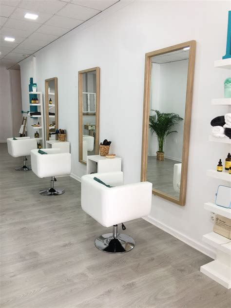 Minimalismo Decoracion Salon Peluqueria Check More At Https