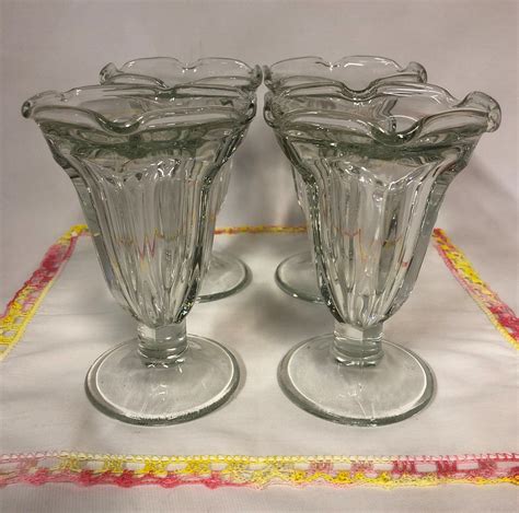 Set Of Four Vintage Fluted Libbey Fountain Soda Glasses Ice Cream