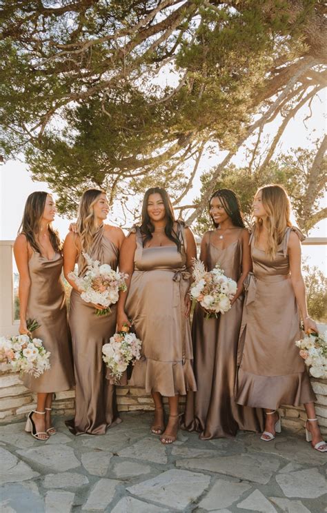 27 Fall Bridesmaid Dresses for the Dreamiest Autumn Vibes