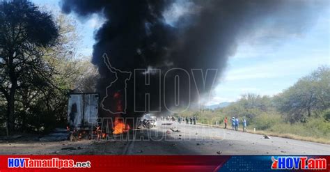 Hoy Tamaulipas Al Menos Dos Calcinados Dejo Accidente En Jaumave