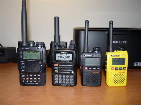 Радиостанция YAESU VX-6R