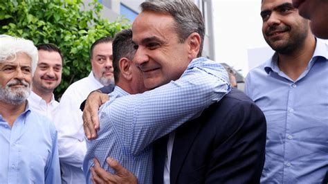 La Grecia Al Voto I Conservatori Di Mitsotakis In Testa Syriza Sotto