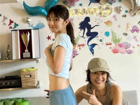 「3人産んでこの体型」小倉優子、トレーニング前後の比較ショットに反響！ 「スタイル半端ない」「若々しい」 All About ニュース