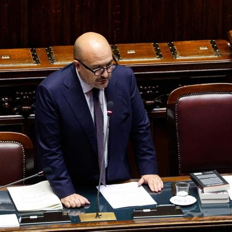 Alessandro Giuli chi è il nuovo ministro della Cultura dopo