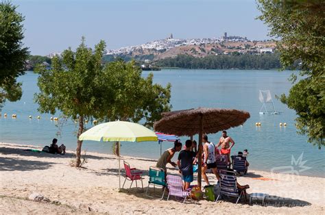 Descubre La Playa Artificial De Arcos De La Frontera En C Diz