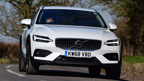 New Volvo V Cross Country Review Auto Express