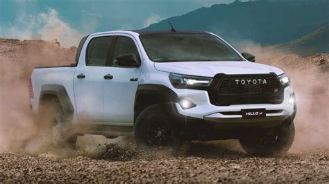 Toyota Hilux picape completa 55 anos à venda relembre trajetória