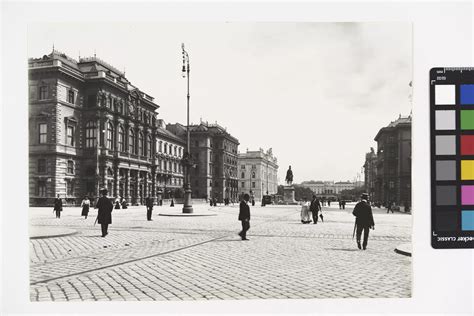 1 Schwarzenbergplatz Allgemein Blick vom Kärntner Ring gegen