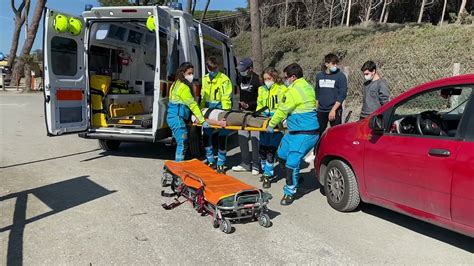 Spot I Volontari Della Misericordia San Pietro In Palazzi Emergenza