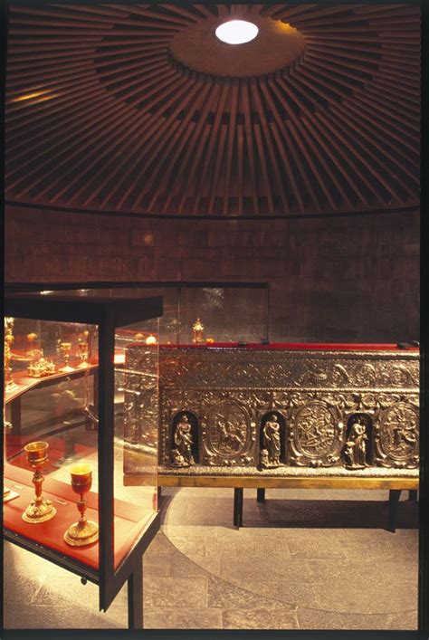 Franco Albini Museo Del Tesoro Di San Lorenzo Genova 1956