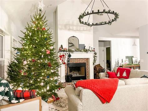 Vaulted Ceiling Living Room Includes Brick Fireplace Soul Lane