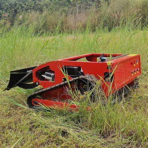 Rubber Track Remote Operated Slope Mower VTC800 160 Vigorun Remote