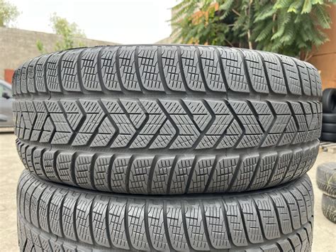235/65 r17 Pirelli Scorpion Winter 23 год Резина зимняя: 2 750 грн ...