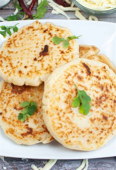 How To Make Disney Encanto Arepas Con Queso Dine Dream Discover