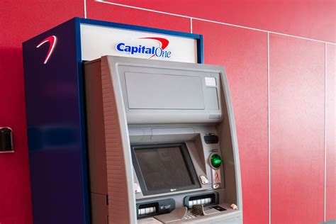 C Mo Y D Nde Sacar Dinero De Una Tarjeta De Cr Dito Capital One