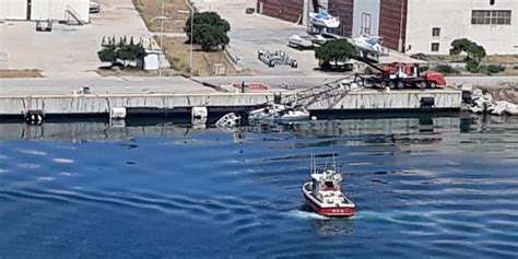 Tragedia Al Porto Di Gioia Tauro Muore Un Uomo Di Anni Gazzetta