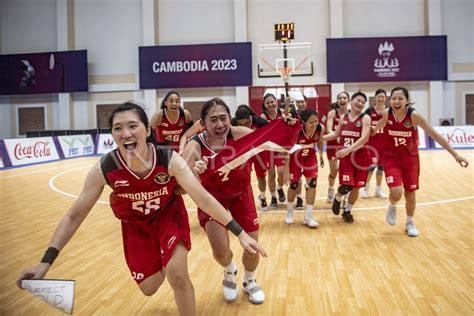 Timnas Basket Putri Indonesia Raih Medali Emas SEA Games 2023 ANTARA Foto