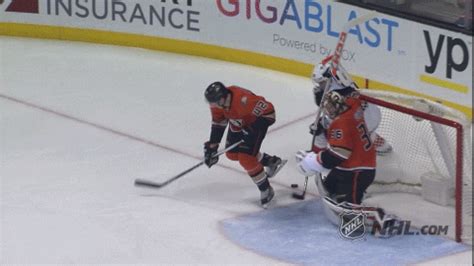 Jaromir Jagr Dangle GIF by NHL - Find & Share on GIPHY