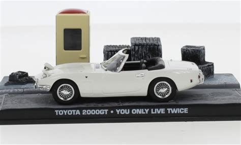 Coche Miniatura Toyota 2000 Gt 143 Specialc 007 Cabriolet Blanco Rhd