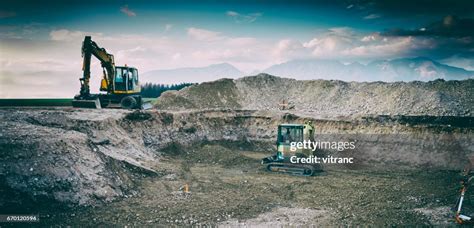 Construction Machinery High-Res Stock Photo - Getty Images